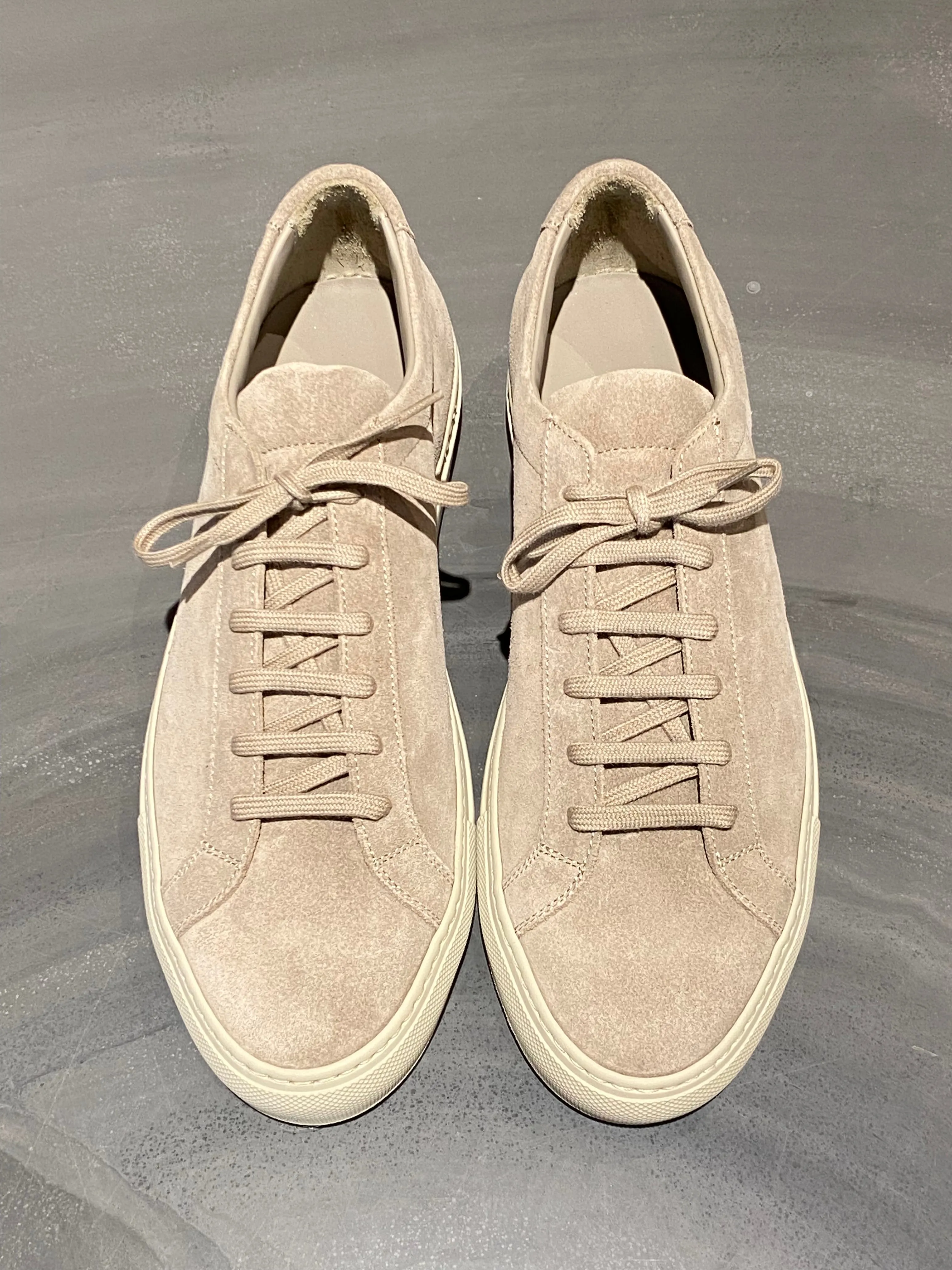 COMMON PROJECTS 2431 ACHILLES SUEDE TAUPE