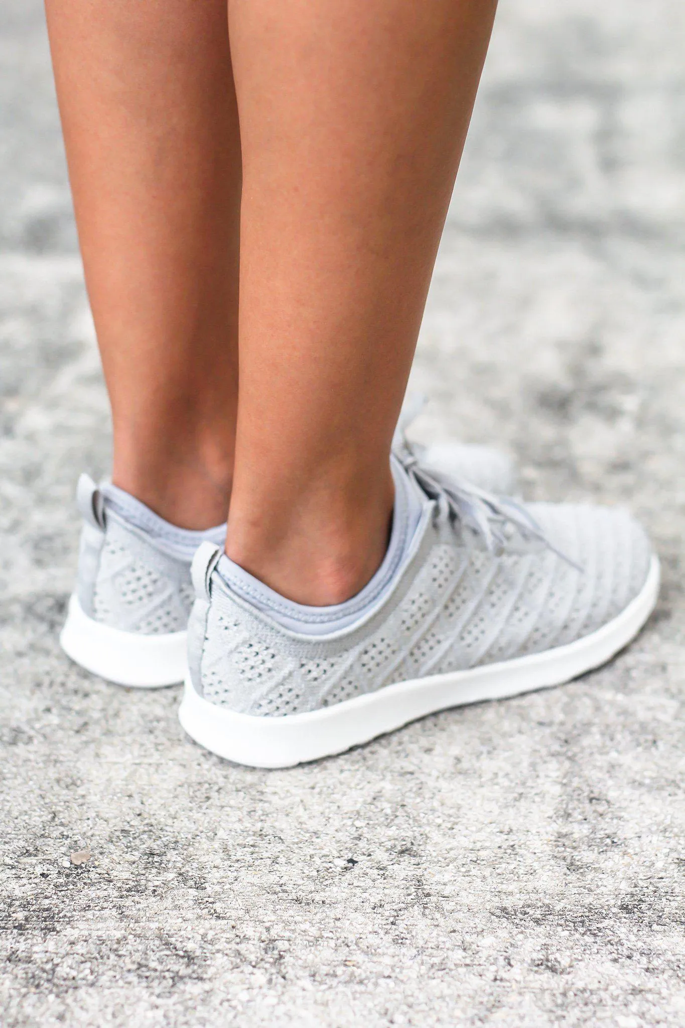 Dessa Gray Sneakers