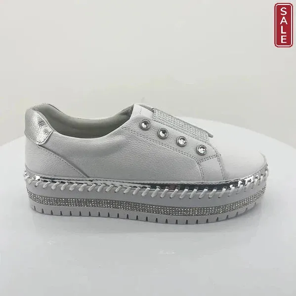 Gladys white sneaker