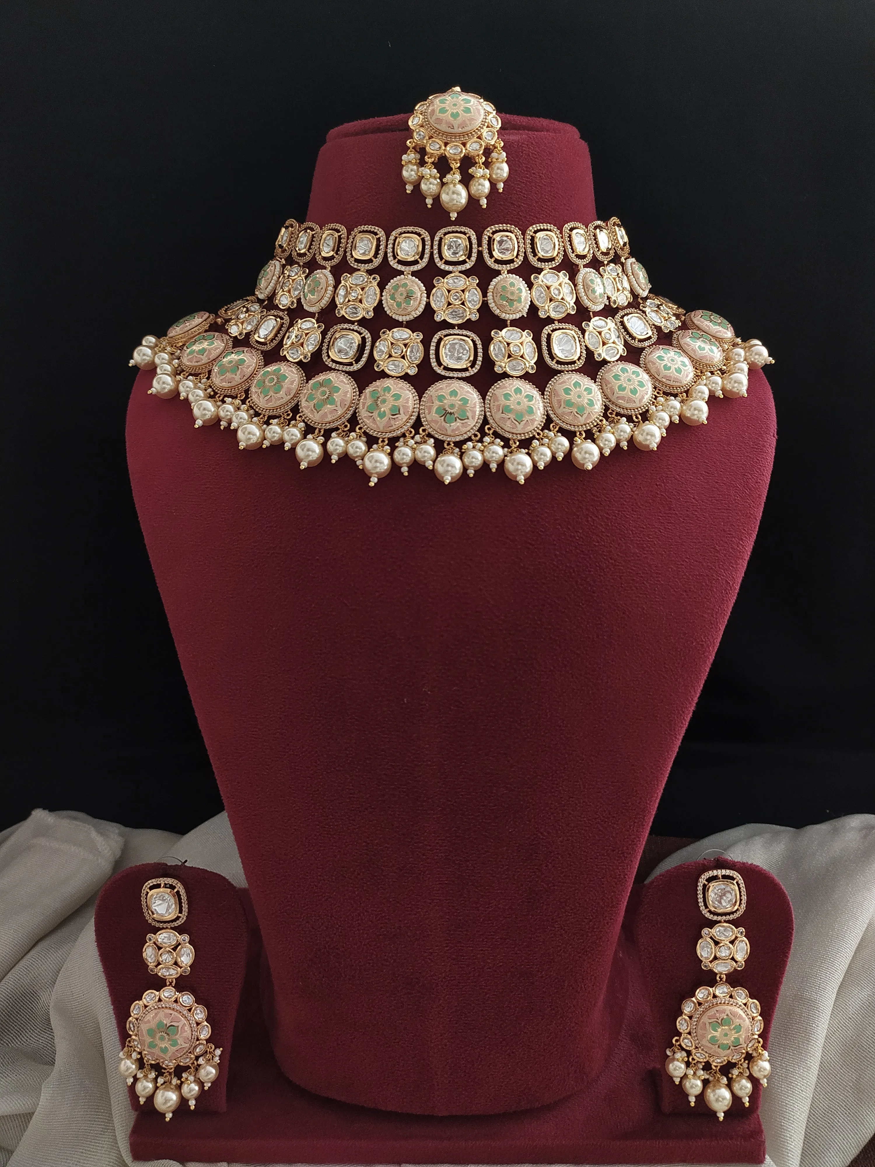 Kundan Bridal Choker Set with Pastel Mint and Baby Pink Meenakari Detailing