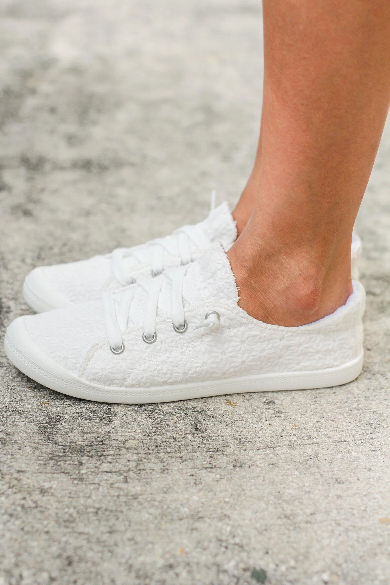 Rayfield White Sneakers