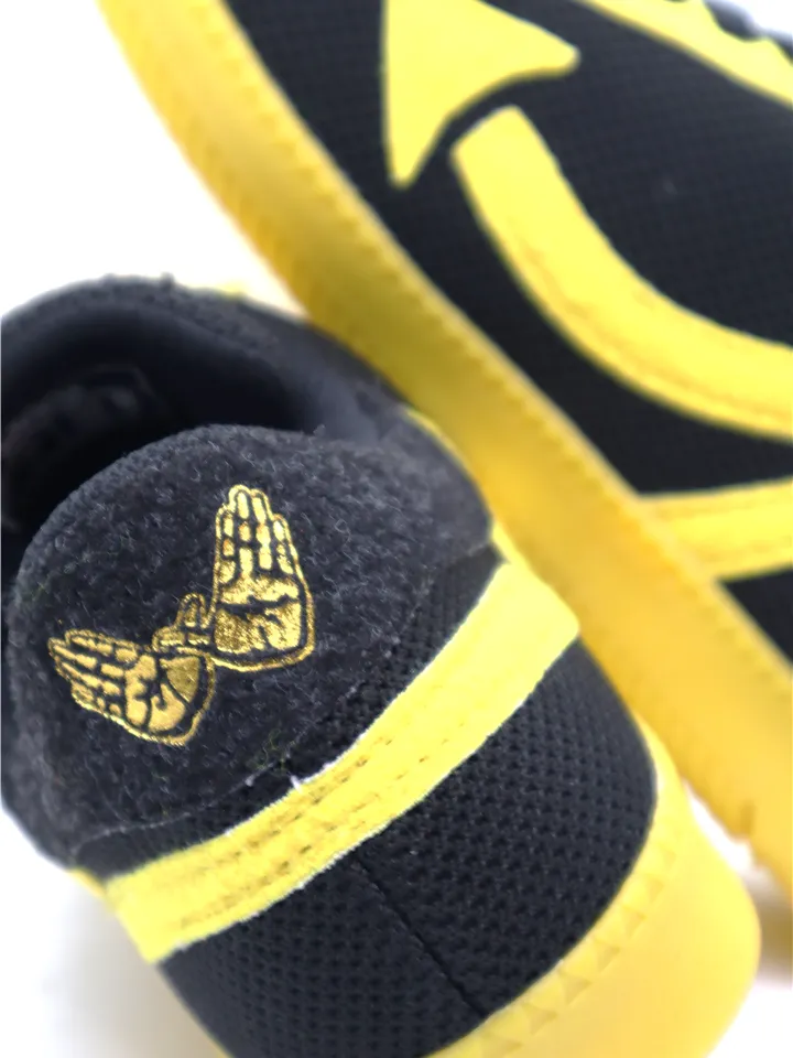 Wu Numbawonz V2 (size 6.5)